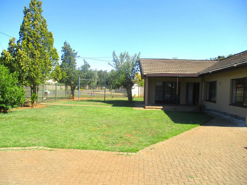 3 Bedroom Property for Sale in Hospitaalpark Free State